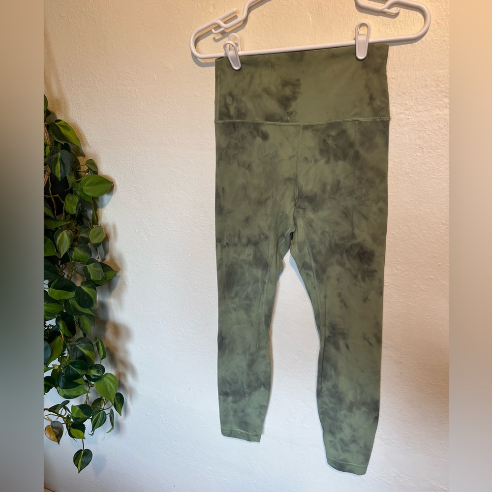Lululemon Align Crop Legging Size 6 - image 1